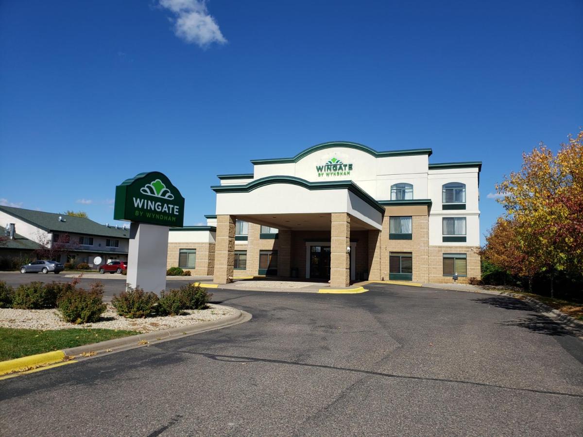 Hotel Wingate By Wyndham Coon Rapids Exterior foto